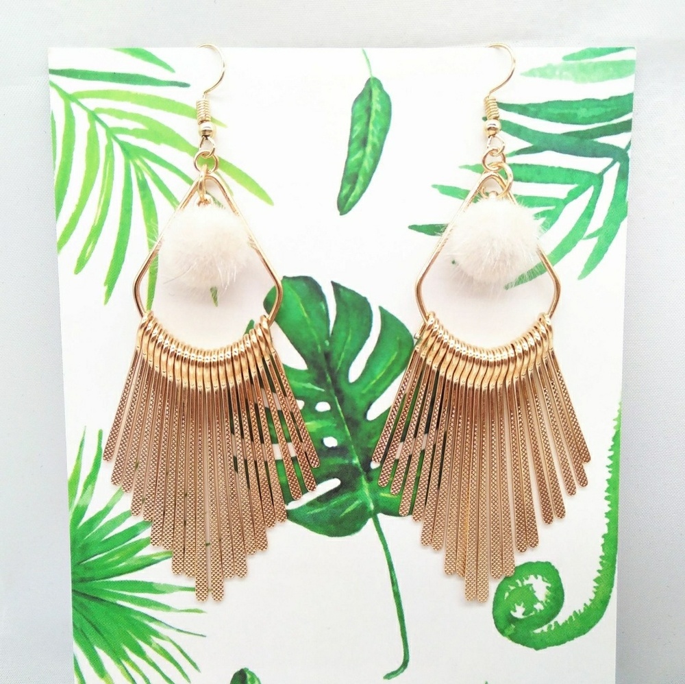 Cute fury ball dangling earrings